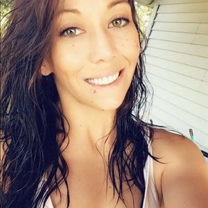 Meet your Posher, Candace